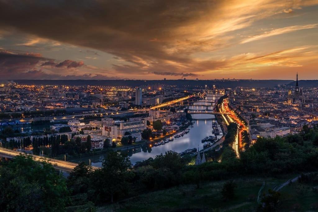 Yser Rouen Bagian luar foto