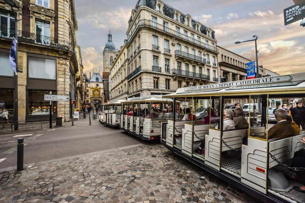 Yser Rouen Bagian luar foto